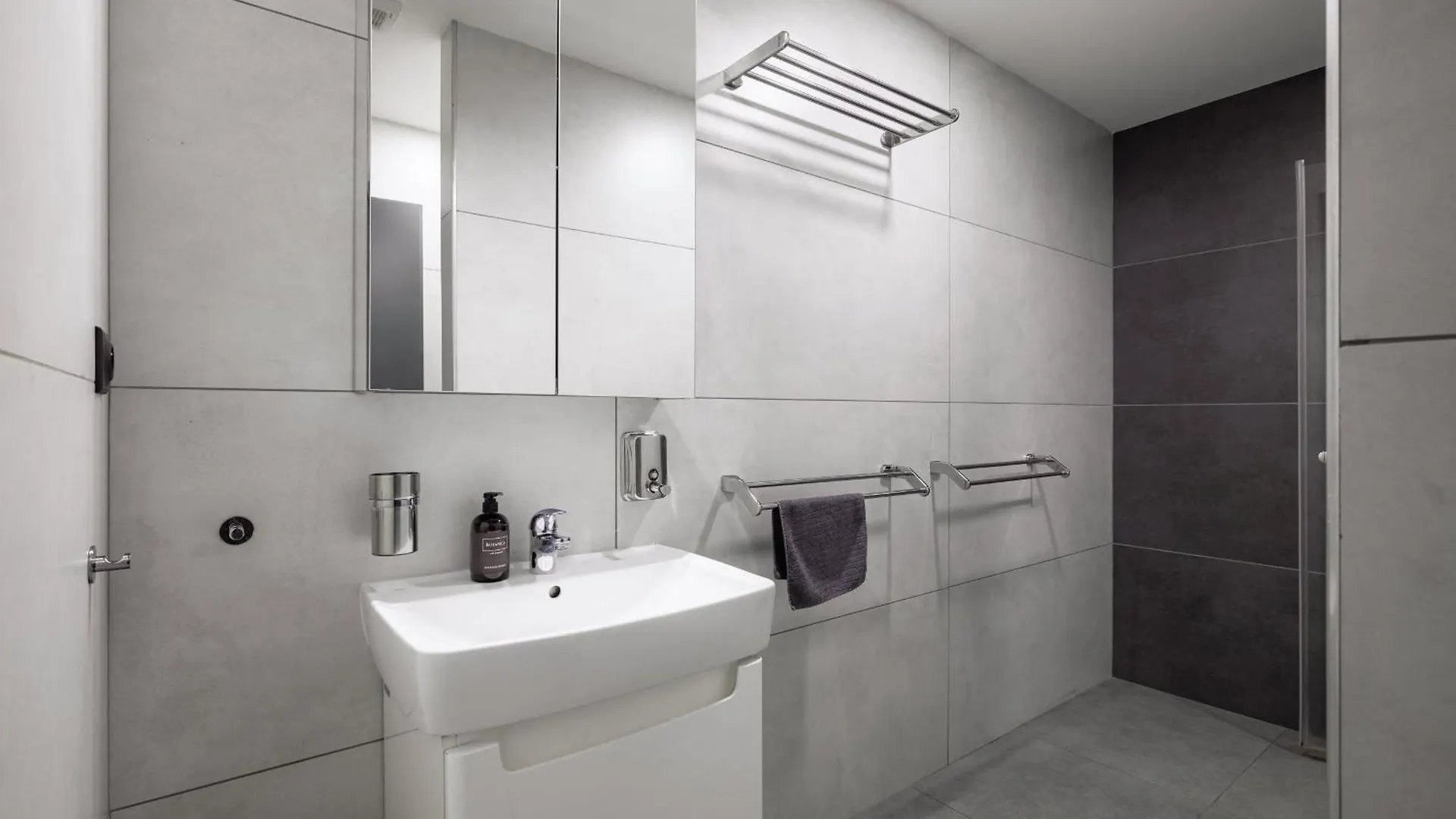 פראג Residence Ripska 26 0*,